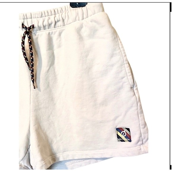 Peloton Cream/White Shorts - Picture 5 of 8
